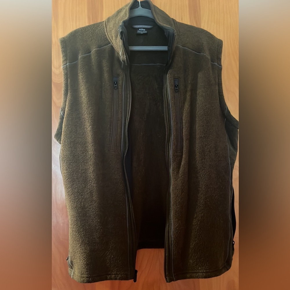 KUHL vest